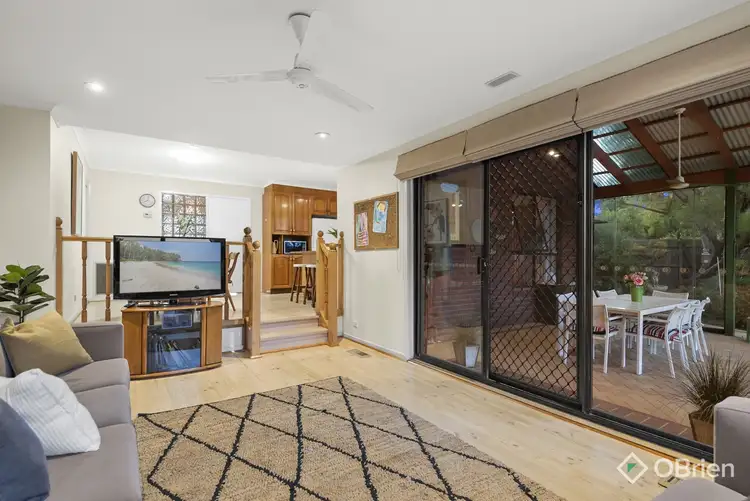 Sixth view of Homely house listing, 5 Leila Court, Endeavour Hills VIC 3802