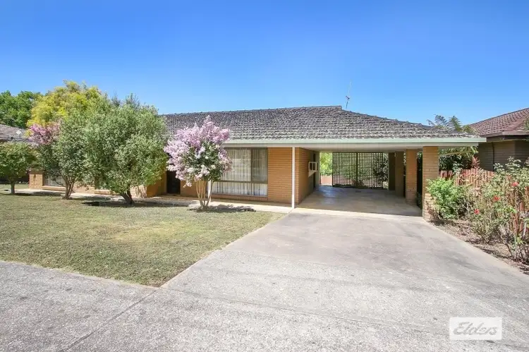 68 Kiewa East Road, Tangambalanga VIC 3691