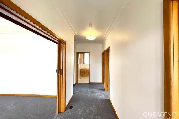 Fifth view of Homely house listing, 6 Eastleigh Court, Newborough VIC 3825