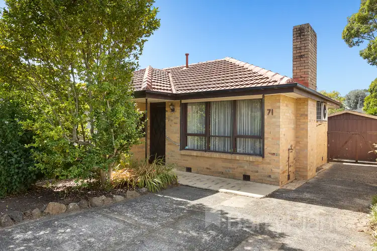 71 Linda Crescent, Ferntree Gully VIC 3156