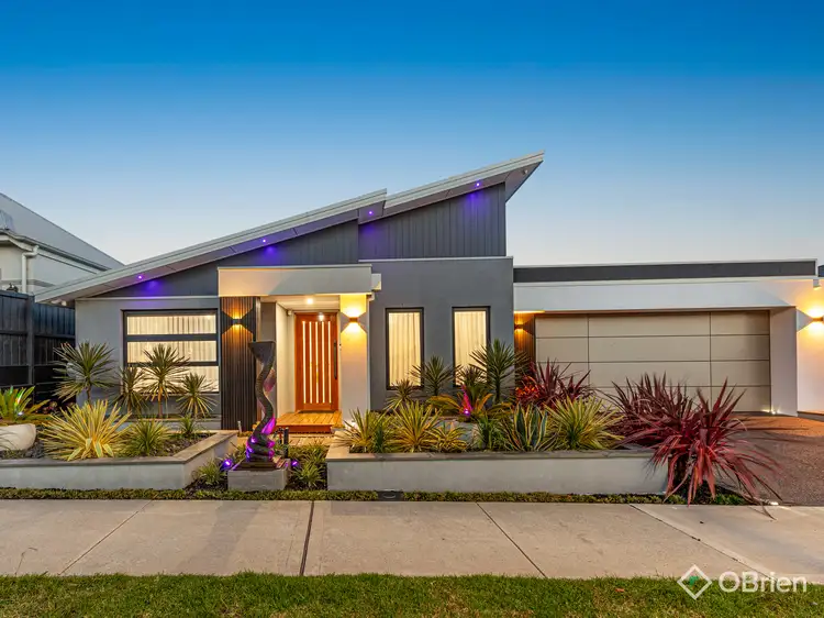 12 Oakrind Rise, Officer VIC 3809