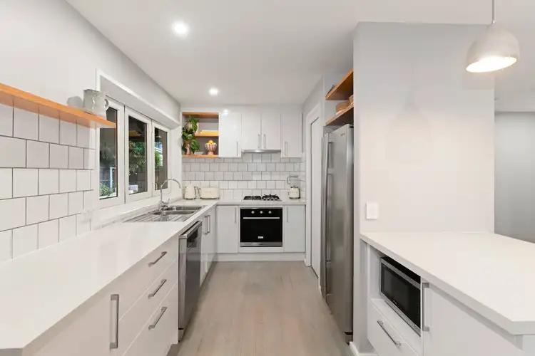 Fifth view of Homely house listing, 6 Narambi Crescent, Frankston VIC 3199