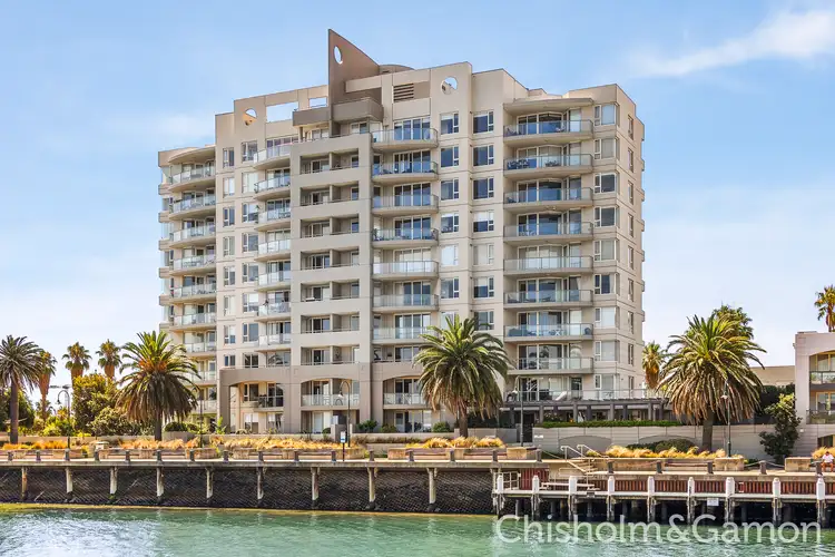 703/107 Beach Street, Port Melbourne VIC 3207