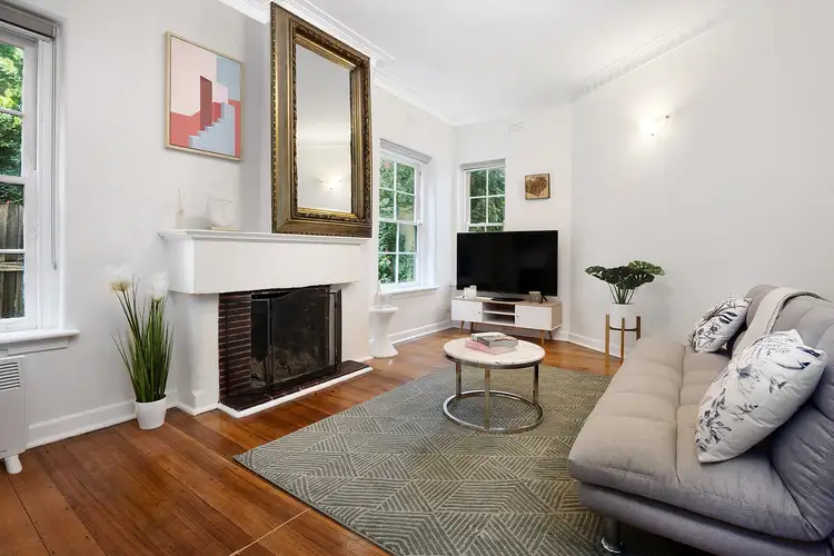 Second view of Homely apartment listing, 3/39 Eildon Road, St Kilda VIC 3182