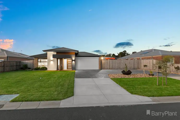 14 Camellia Drive, Bunyip VIC 3815