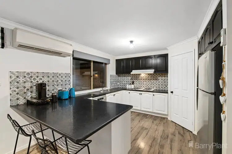 Fifth view of Homely house listing, 5 Duffy Court, Berwick VIC 3806