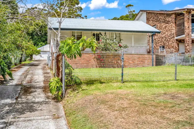 65 Marine Parade, Nords Wharf NSW 2281