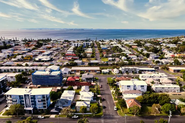 201/11 Drayton Terrace, Wynnum QLD 4178