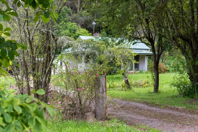 105 Oxleys Hill Road, Bowral NSW 2576