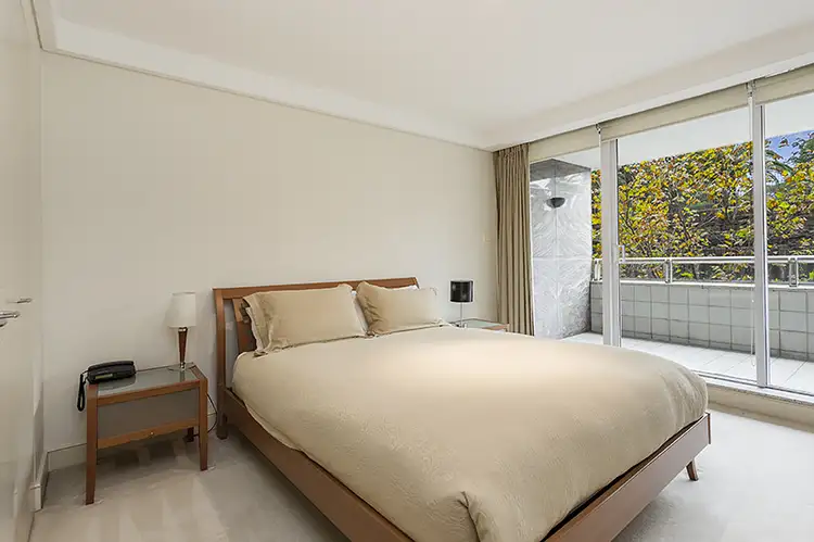 Third view of Homely apartment listing, 1 Macquarie Street, Sydney NSW 2000