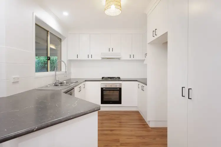 Fourth view of Homely house listing, 8 Flag Place, Wodonga VIC 3690