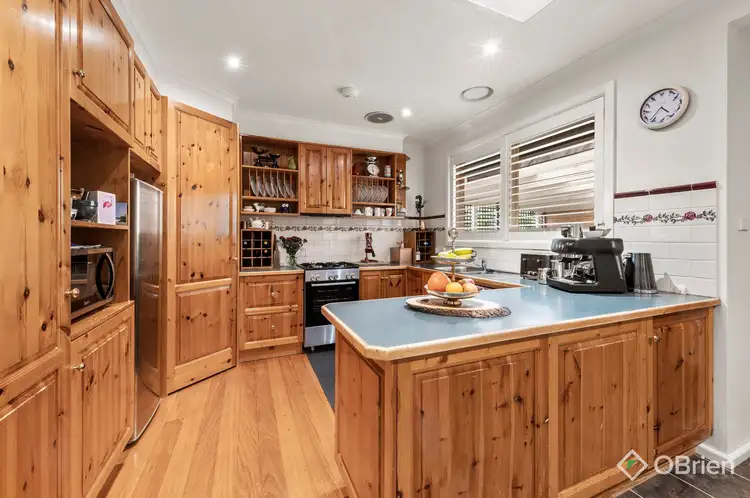 Sixth view of Homely house listing, 3 Kingsley Avenue, Vermont VIC 3133