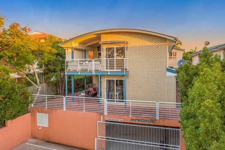15/26 Yamboyna Street