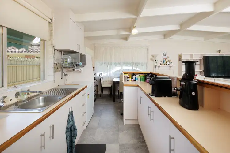 Main view of Homely unit listing, 3/6 Railway Street, Wodonga VIC 3690