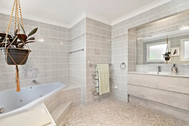 Fifth view of Homely house listing, 129 Fairview Avenue, Engadine NSW 2233