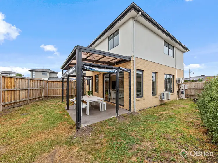 Fifth view of Homely house listing, 2 Rembrandt Court, Pakenham VIC 3810