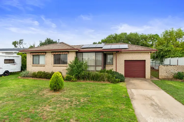 17 Rawle Avenue, Orange NSW 2800