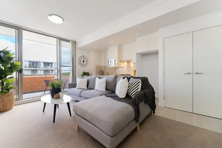 711/21 Hill Road, Wentworth Point NSW 2127