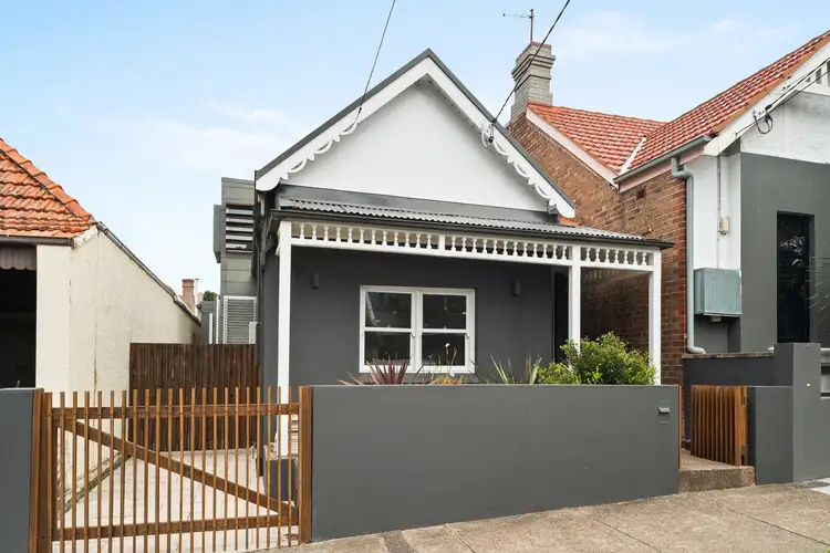 19 Lincoln Street, Stanmore NSW 2048