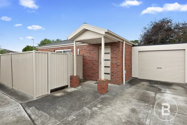 2/35 Foster Street, Redan VIC 3350