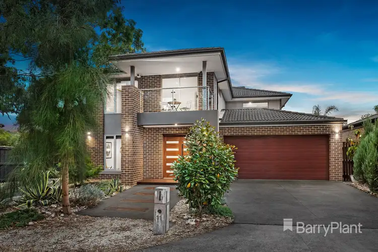 11 Fountain Drive, South Morang VIC 3752