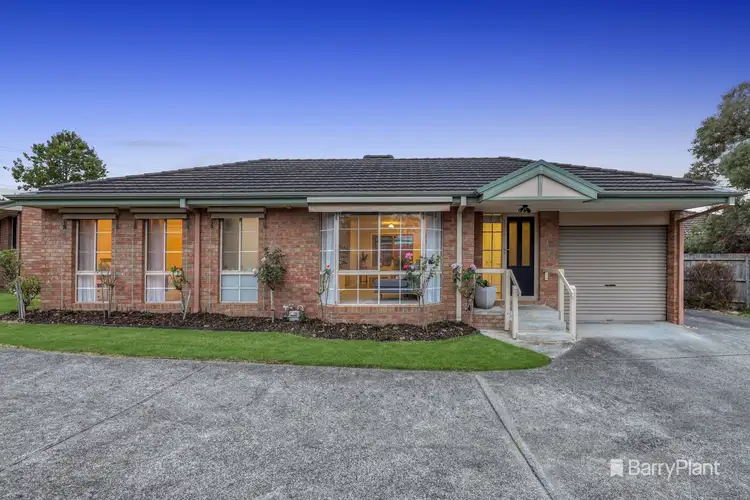 Main view of Homely unit listing, 2/21 Leigh Road, Croydon VIC 3136