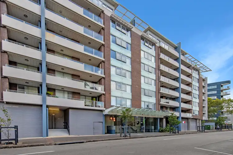 Second view of Homely apartment listing, 402/25 Bellevue Street, Newcastle West NSW 2302