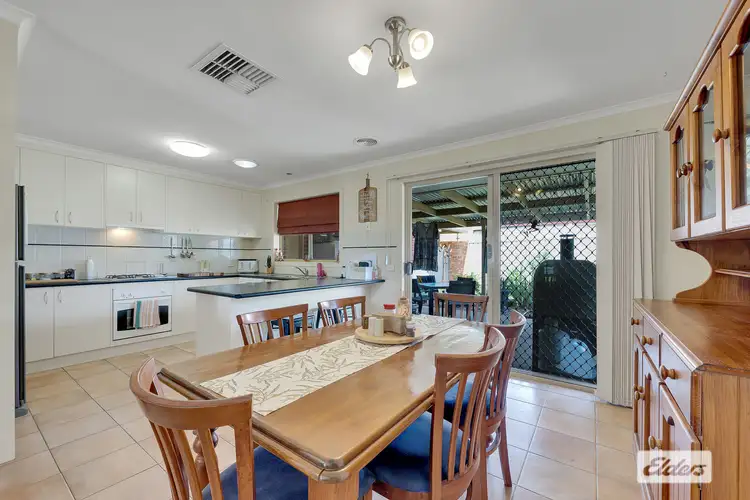 Fifth view of Homely house listing, 2 Flag Place, Wodonga VIC 3690