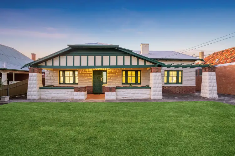 17 St Georges Avenue, Glandore SA 5037