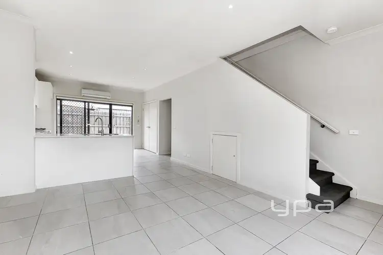 Sixth view of Homely townhouse listing, 29 Emu Parade, Jacana VIC 3047