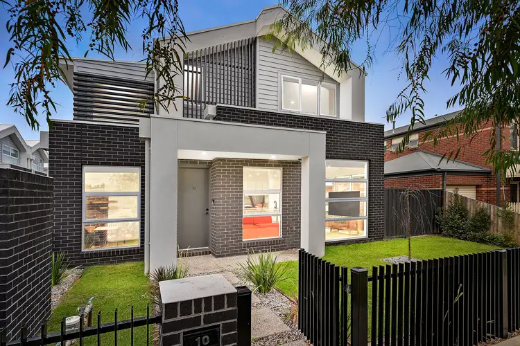 Main view of Homely townhouse listing, 10/19 Edgar Street, Kingsville VIC 3012