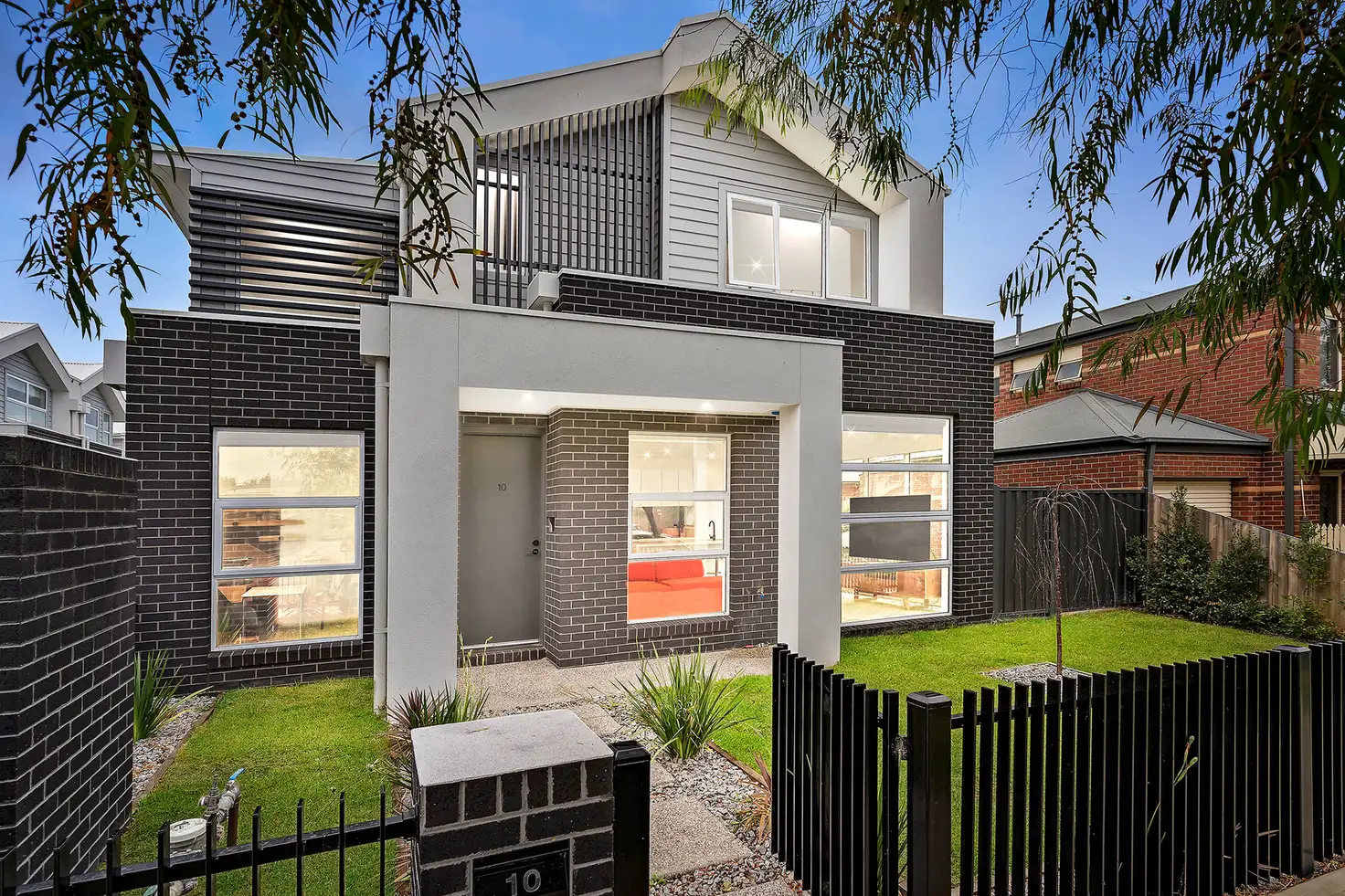 Main view of Homely townhouse listing, 10/19 Edgar Street, Kingsville VIC 3012