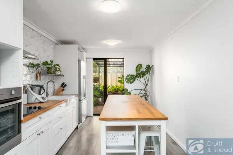 Seventh view of Homely villa listing, 4/16 Dover Road, Scarborough WA 6019