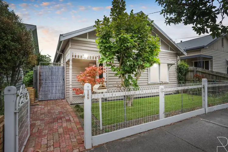 128 Coronation Street, Kingsville VIC 3012