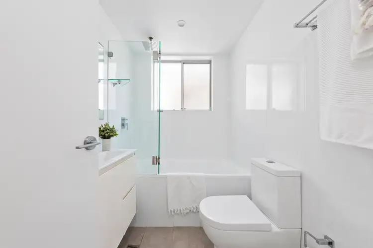Fifth view of Homely unit listing, 3/107 Pacific Parade, Dee Why NSW 2099