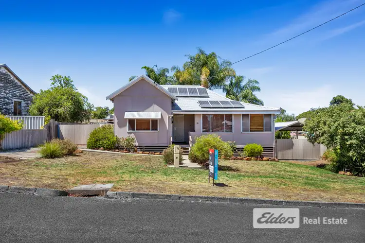 18 Swanstone Street, Collie WA 6225