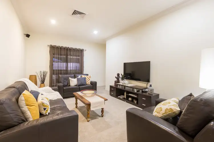 Fifth view of Homely house listing, 8 Robert Court, Gol Gol NSW 2738