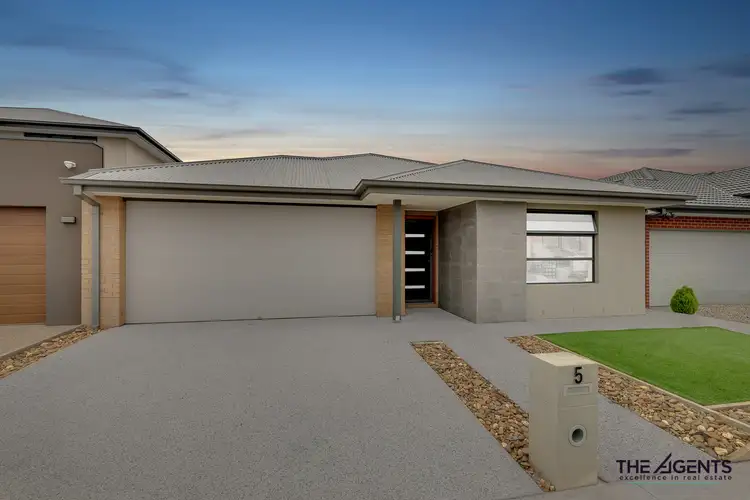 Main view of Homely house listing, 5 Bunsen Way, Truganina VIC 3029