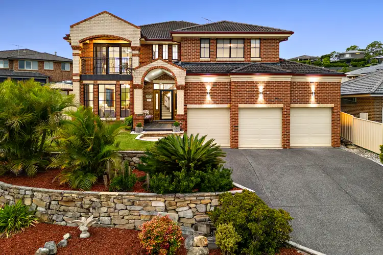 9 Guildford Grove, Cameron Park NSW 2285