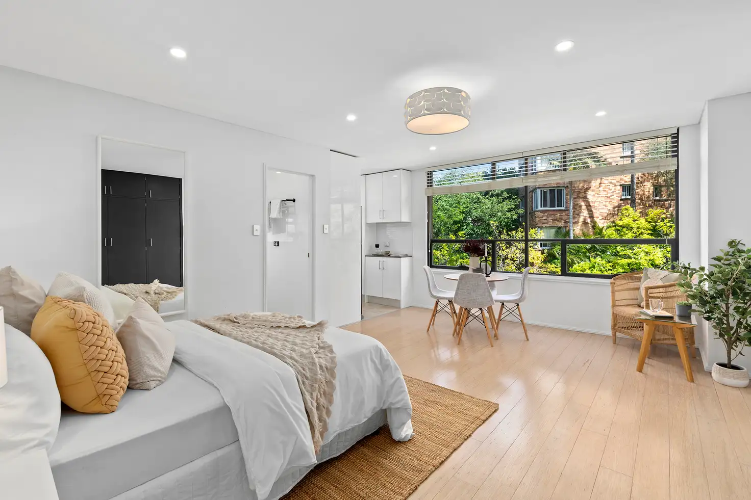 Main view of Homely studio listing, 3/10 Barncleuth Square, Elizabeth Bay NSW 2011