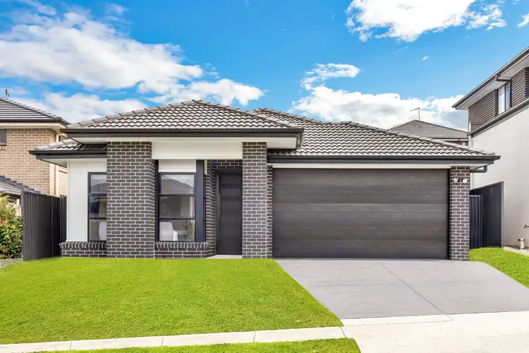 8 Whipper Street, Box Hill NSW 2765