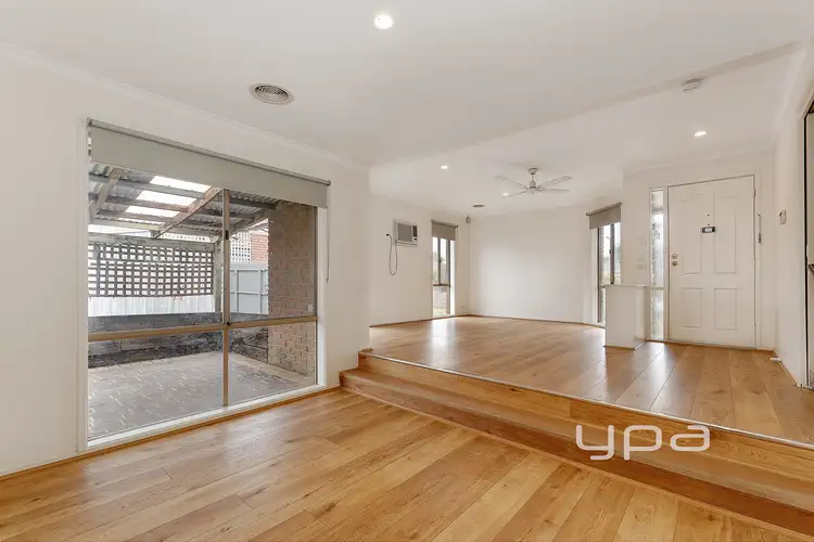 Sixth view of Homely house listing, 5 Pembroke Crescent, Craigieburn VIC 3064