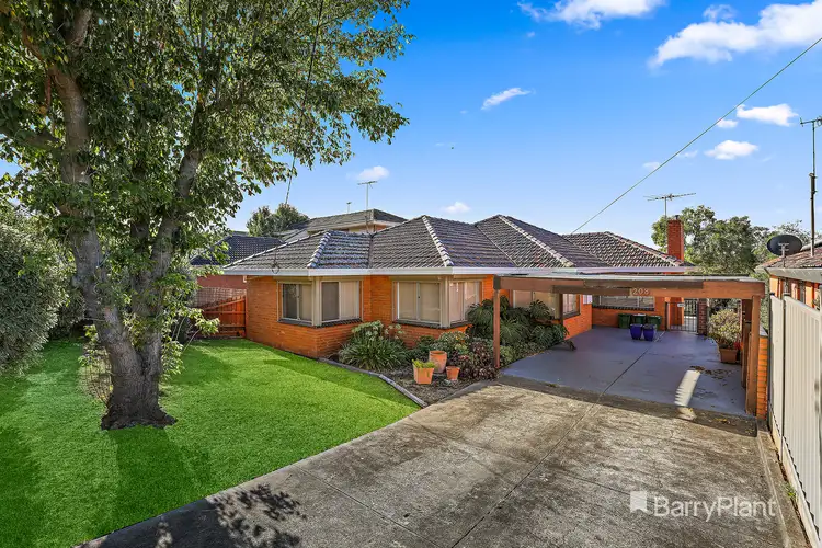 208 Mascoma Street, Strathmore VIC 3041