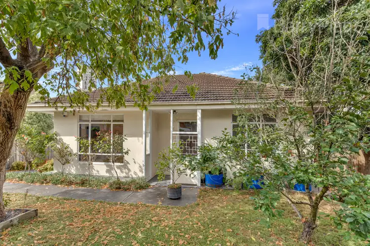 Main view of Homely house listing, 5 Dorrington Avenue, Reservoir VIC 3073