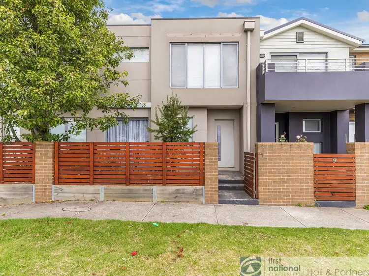 11 Jockey Lane, Cranbourne VIC 3977