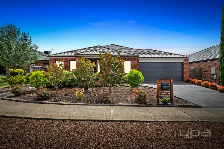 9 Crepe Myrtle Close, Harkness VIC 3337