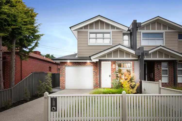 11 Byron Avenue, Keilor East VIC 3033