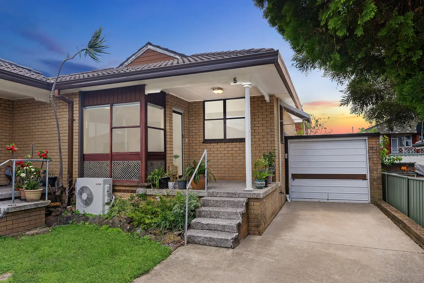 Main view of Homely villa listing, 5/8 Caledonian Street, Bexley NSW 2207