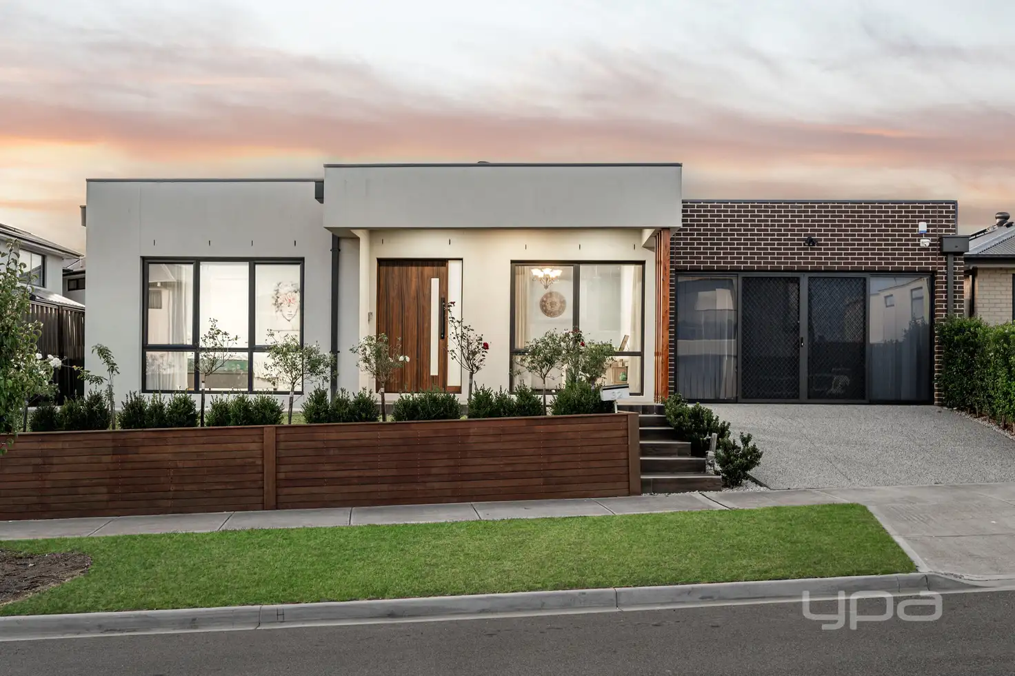 Main view of Homely house listing, 32 Cockatoo Road, Greenvale VIC 3059