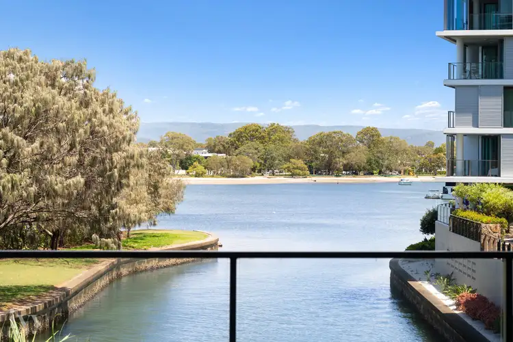 29206/2 Ephraim Island, Paradise Point QLD 4216